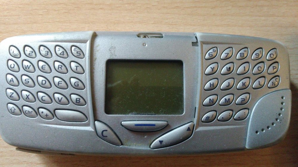 Nokia_5510.thumb.jpg.3bb5e6b82180c866b23abe9d6e75f668.jpg